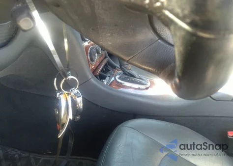 2005 Mercedes-Benz Clk 320 из США, поврежденный, VIN WDBTK65J05F144405